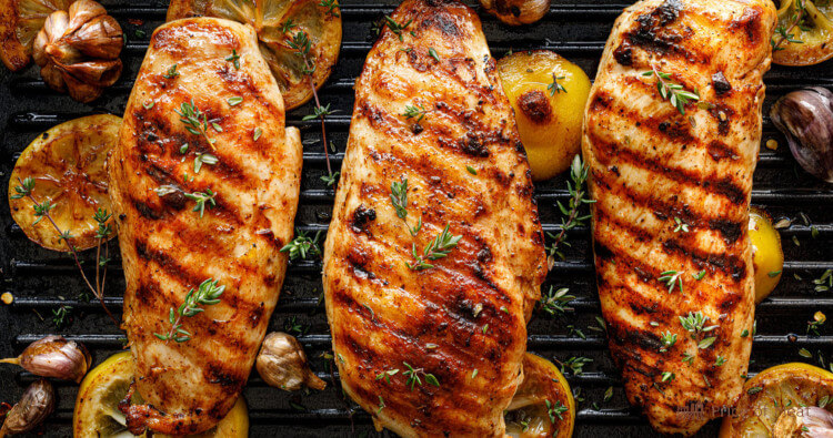 Say Goodbye to Sticky Grilled Chicken: Tips & Examples 1 Chicken on the Grill