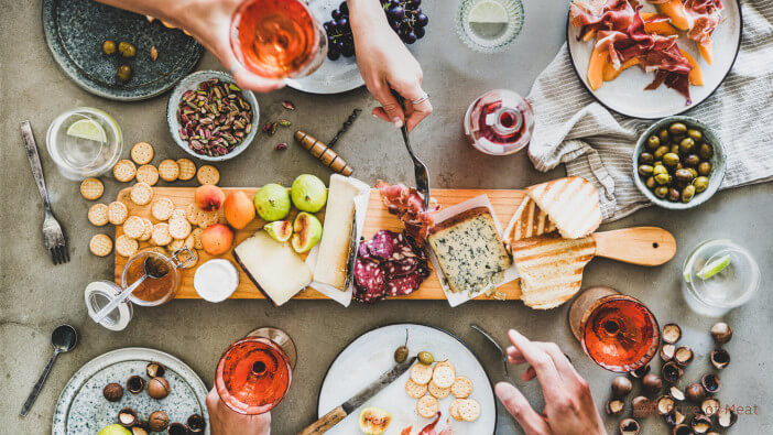 12+ Best Salami Side Dishes & Food Pairings