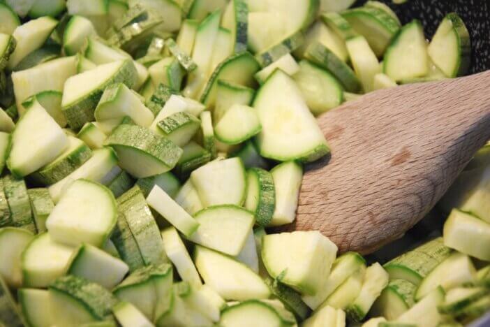 Best Chicken Alfredo Side Dishes: 15+ Delicious Recipes to Explore 9 Sauteed Zucchini