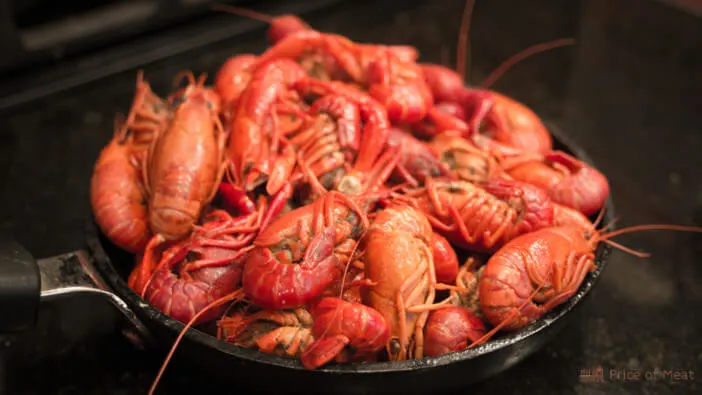 what do crawfish taste like