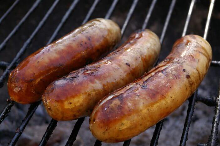 Top 8 Bratwurst Brands for a Flavorful Sausage Experience 2 bratwurst_3253347