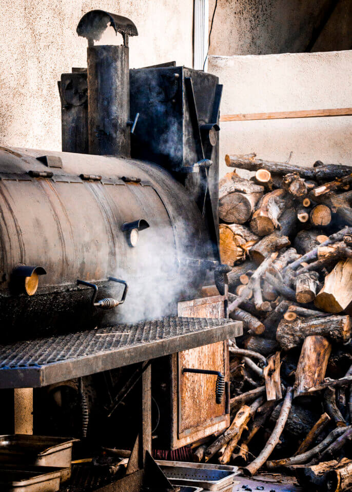 5 Key Differences Pellet Grill vs Smoker Showdown