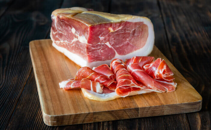 what meat is most similar to prosciutto