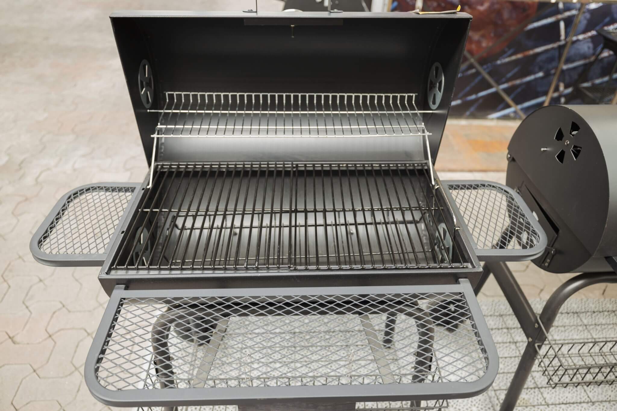 5 Differences Between Stainless Steel vs Cast Iron Grill Grates for Better BBQ