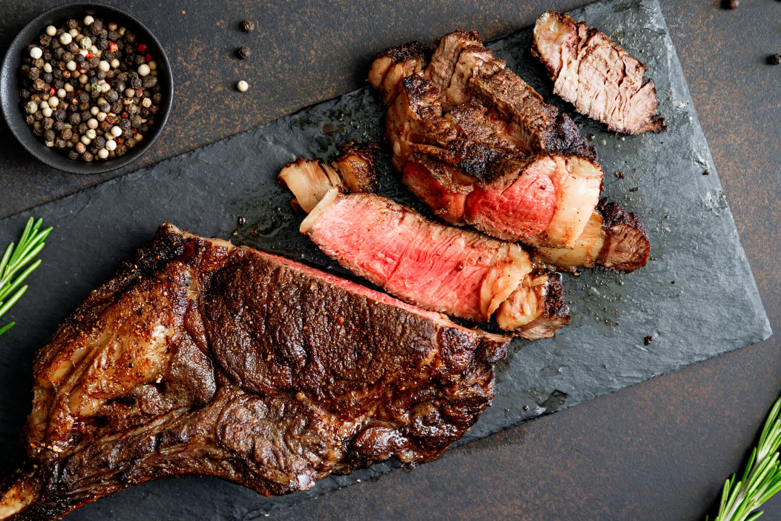 BoneIn vs Boneless Steaks Exploring the Distinctions in Taste and Texture