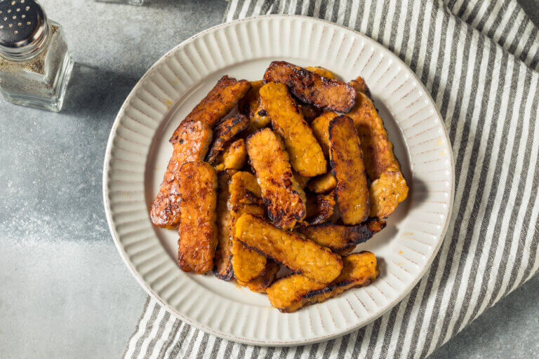 7 Veggie Foods That Mimic Bacon Flavor Perfectly 1 7 Veggie Foods That Mimic Bacon Flavor Perfectly
