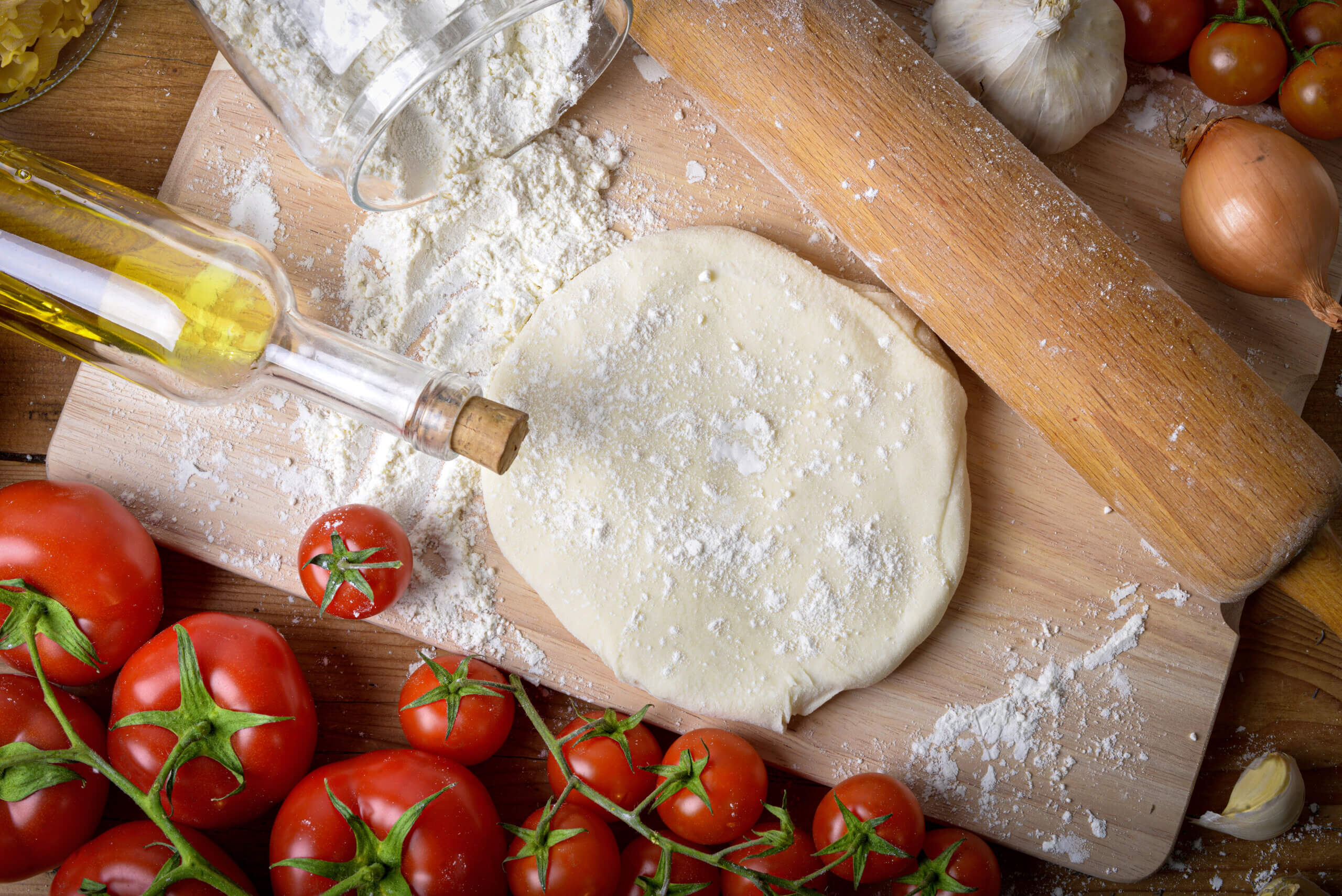 10 Reasons Brushing Olive Oil on Pizza Crust Makes Your Pizza Better