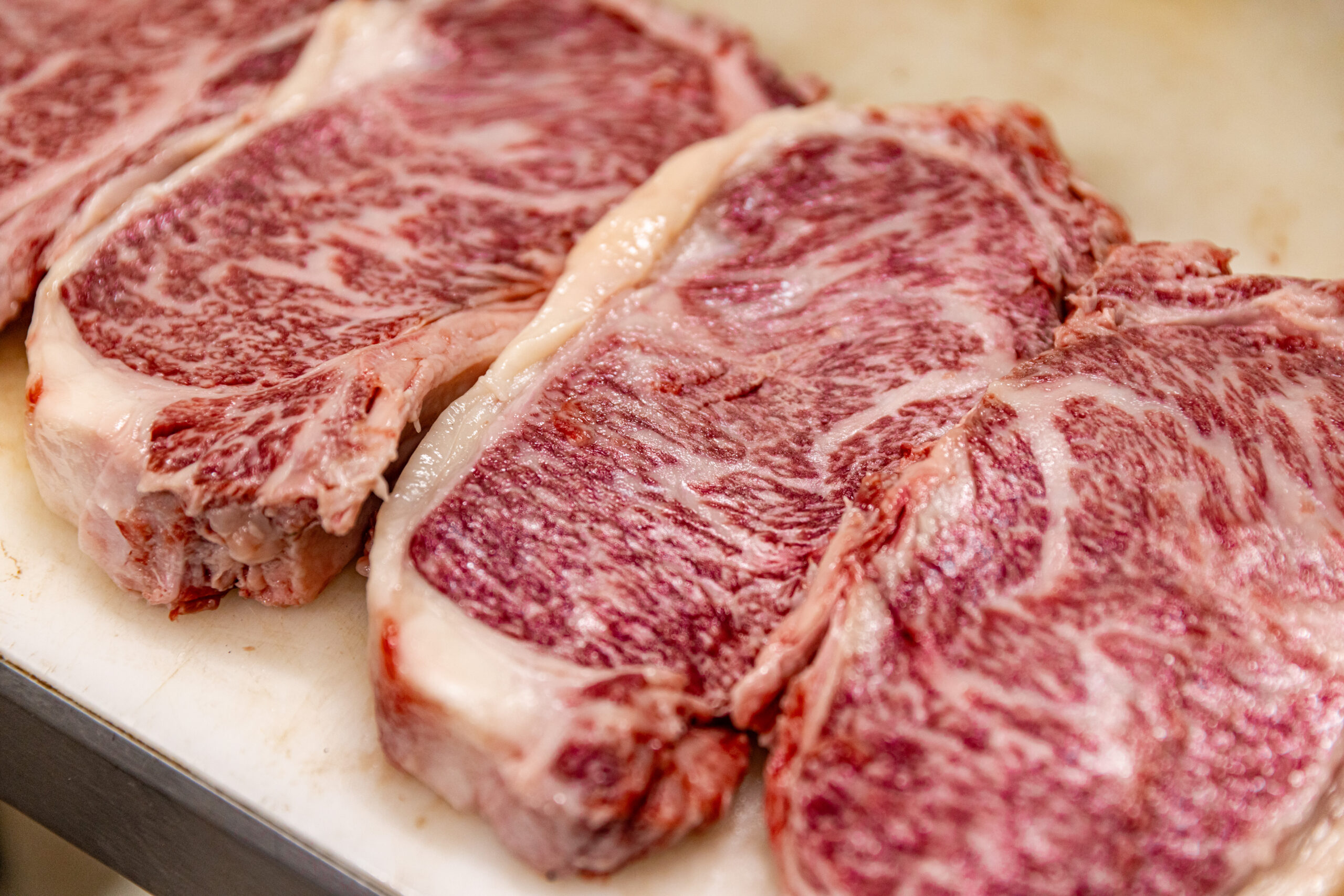5 Differences Between Wagyu vs Angus Beef for Better Dinner Choices
