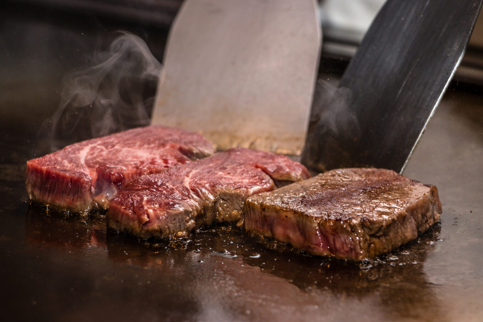 Cooked Coby Meat 8 Tips Kobe Beef Burger Recipe to Make the Best Burger