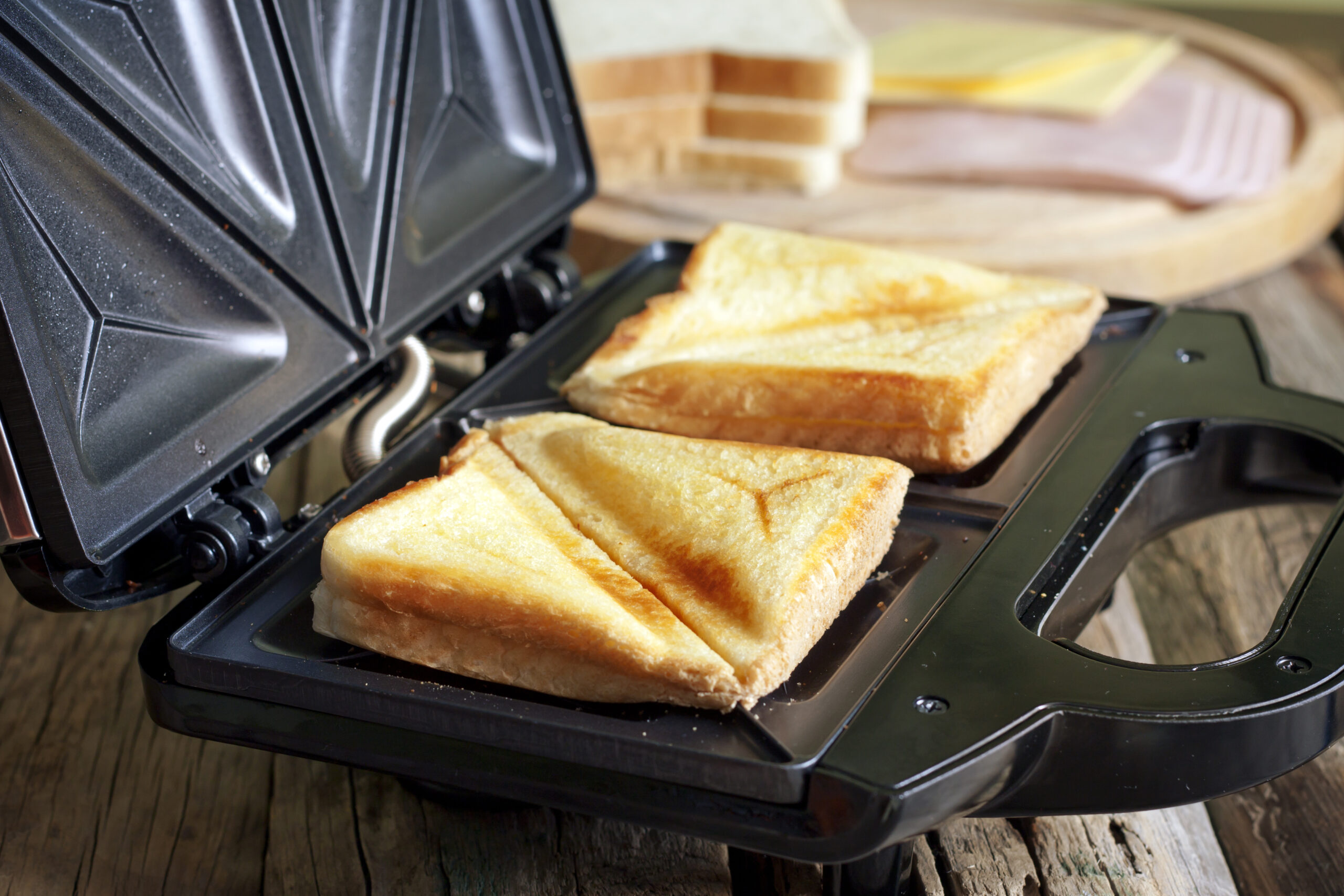 6 Sandwich Toaster Recipes to Make Quick and Tasty Meals